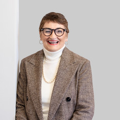 Edith Strobl